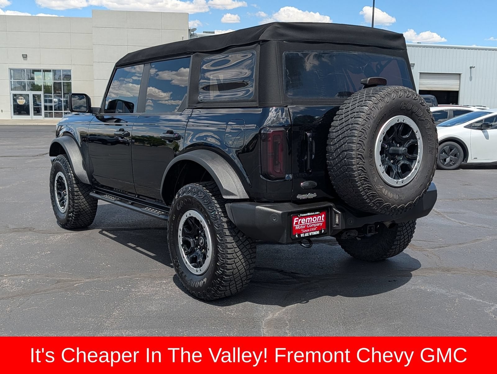 2023 Ford Bronco Base