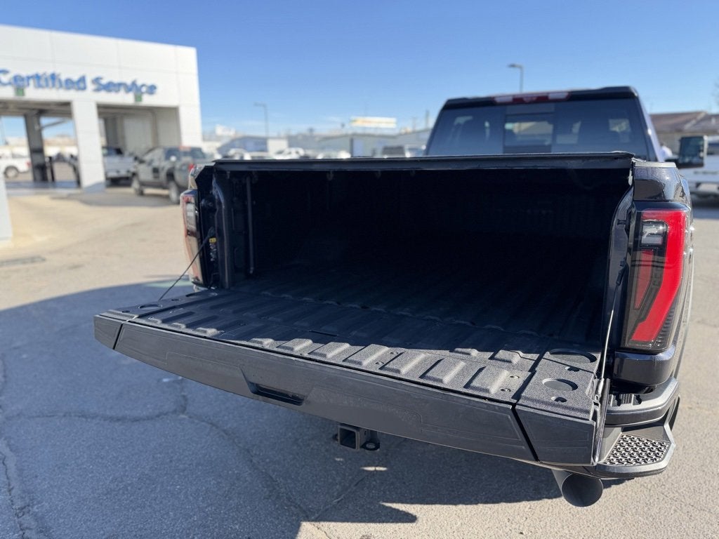 2025 GMC Sierra 3500 HD AT4