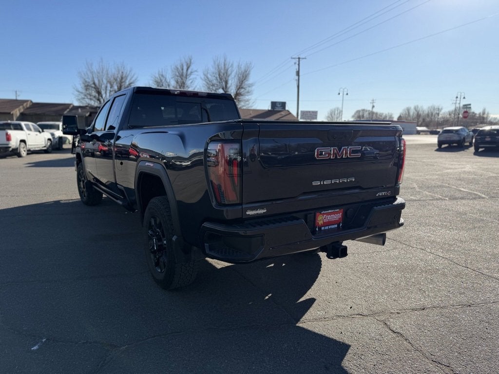 2025 GMC Sierra 3500 HD AT4