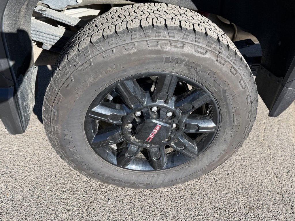 2025 GMC Sierra 3500 HD AT4