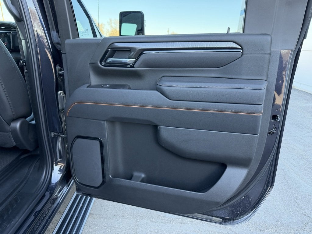 2025 GMC Sierra 3500 HD AT4