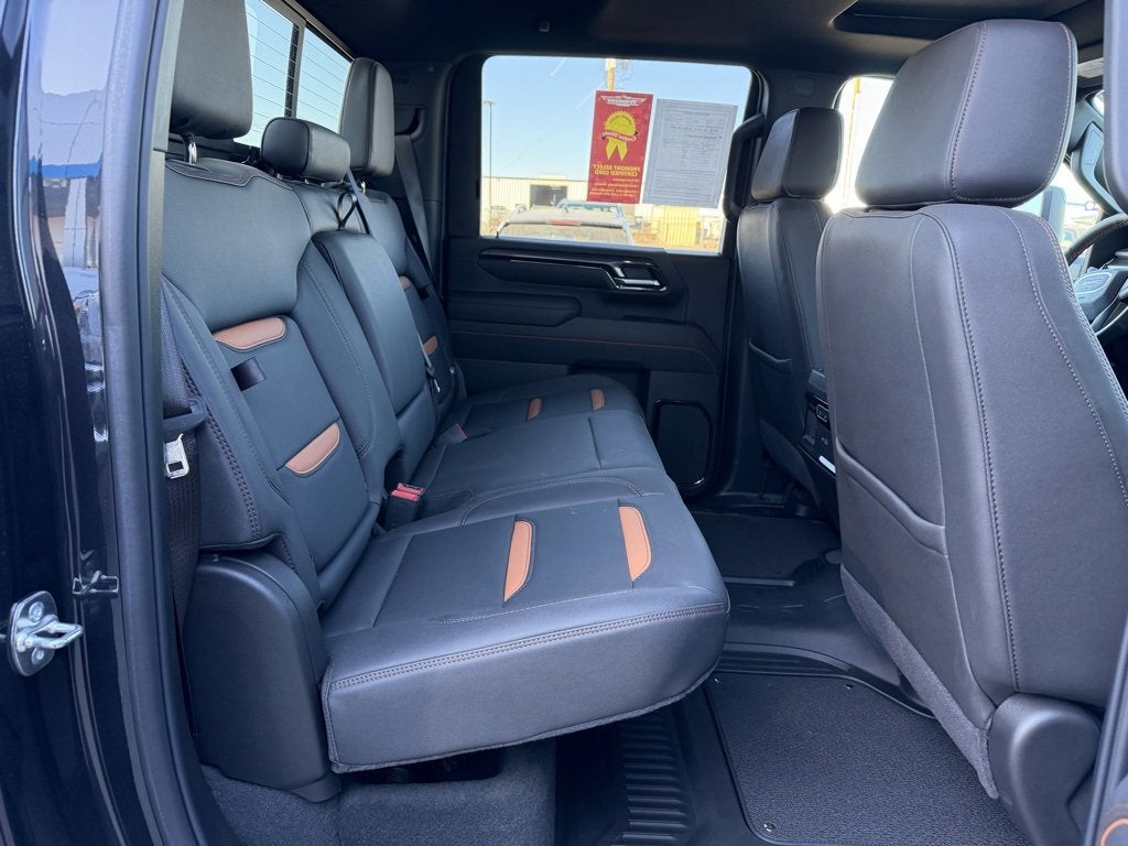 2025 GMC Sierra 3500 HD AT4