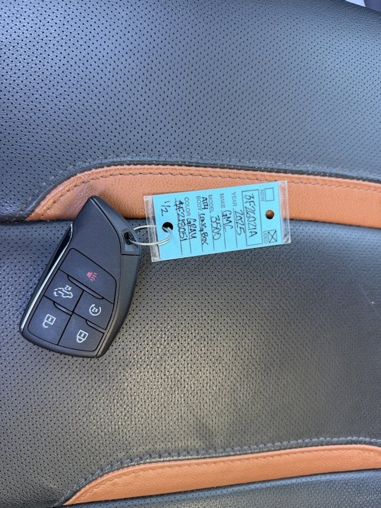 2025 GMC Sierra 3500 HD AT4