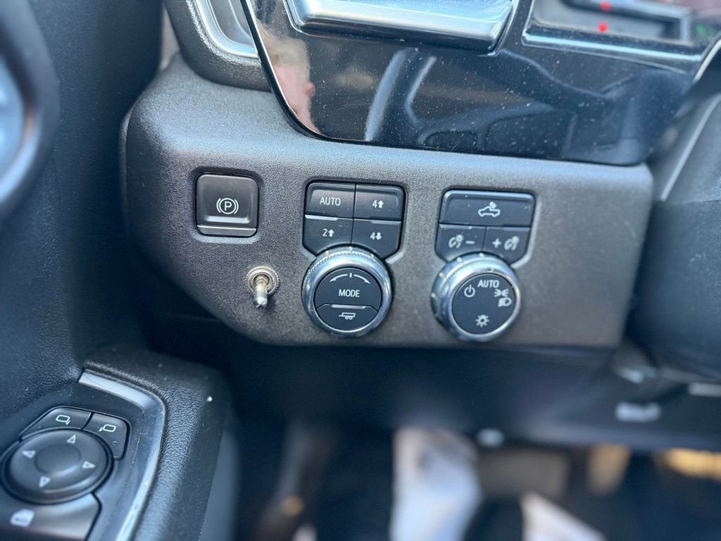 2023 GMC Sierra 1500 SLE