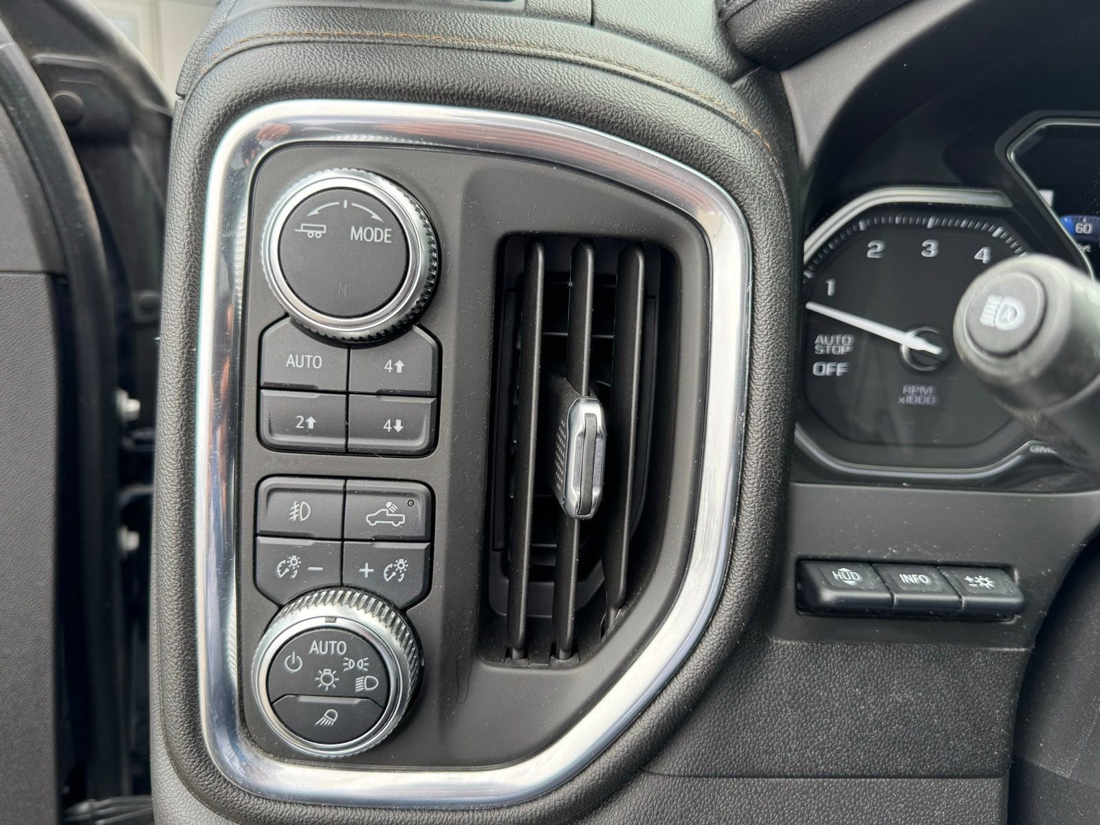 2020 GMC Sierra 1500 AT4