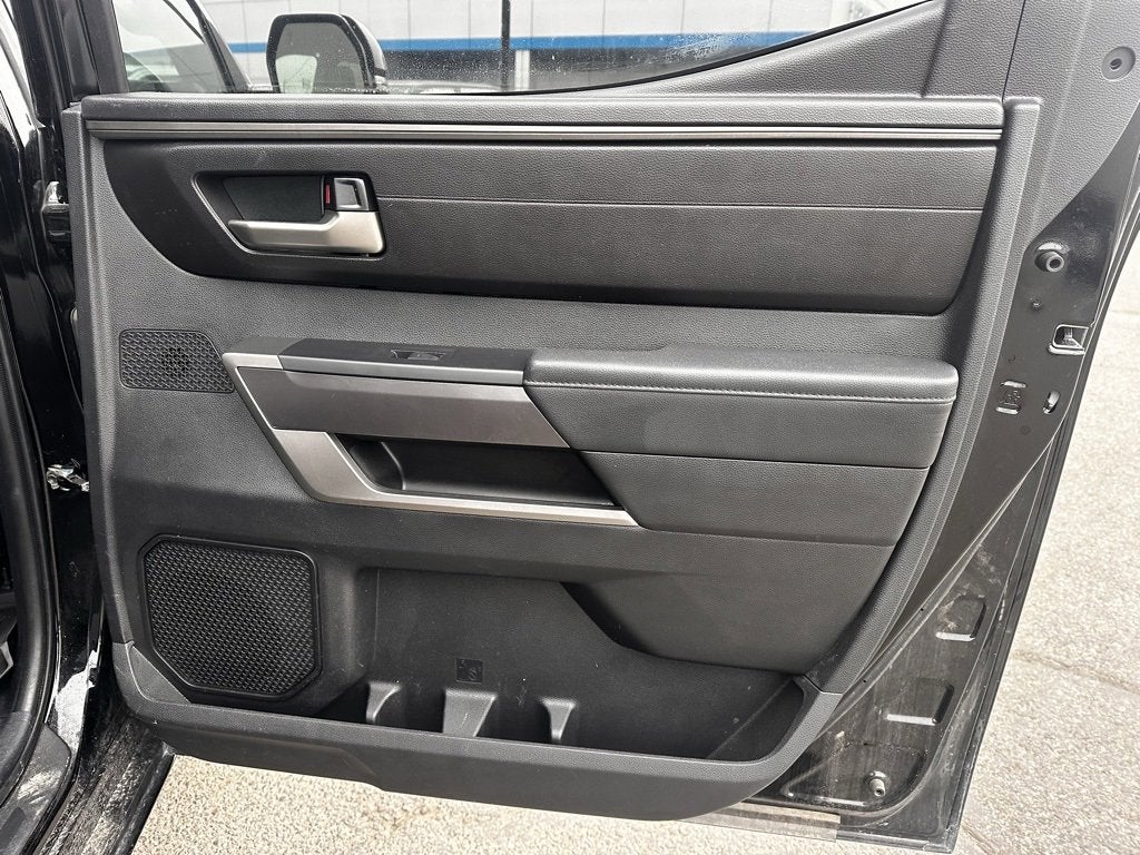 2023 Toyota Tundra 4WD SR5