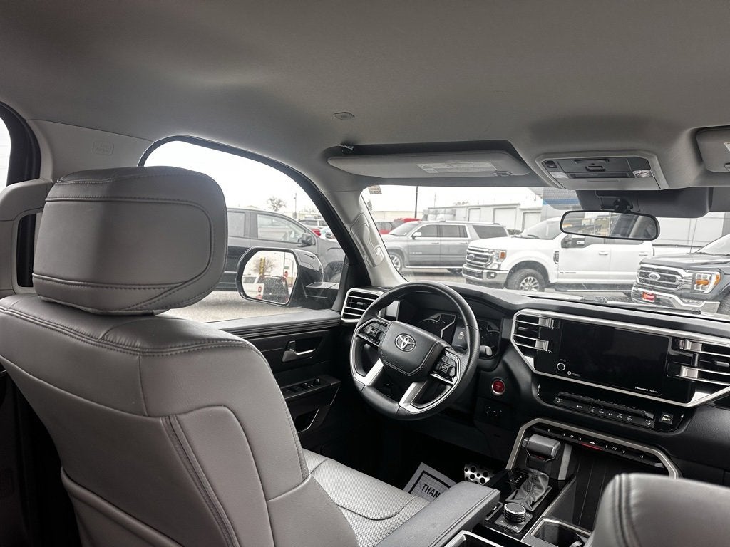 2023 Toyota Tundra 4WD SR5