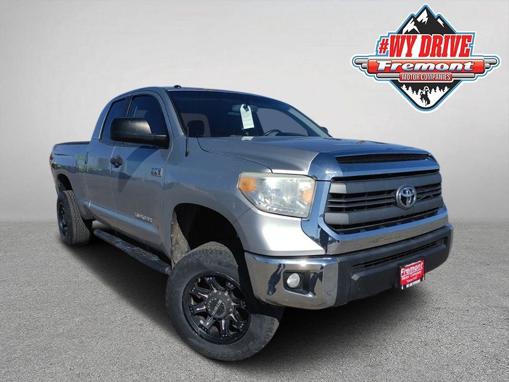 2014 Toyota Tundra 4WD Truck SR