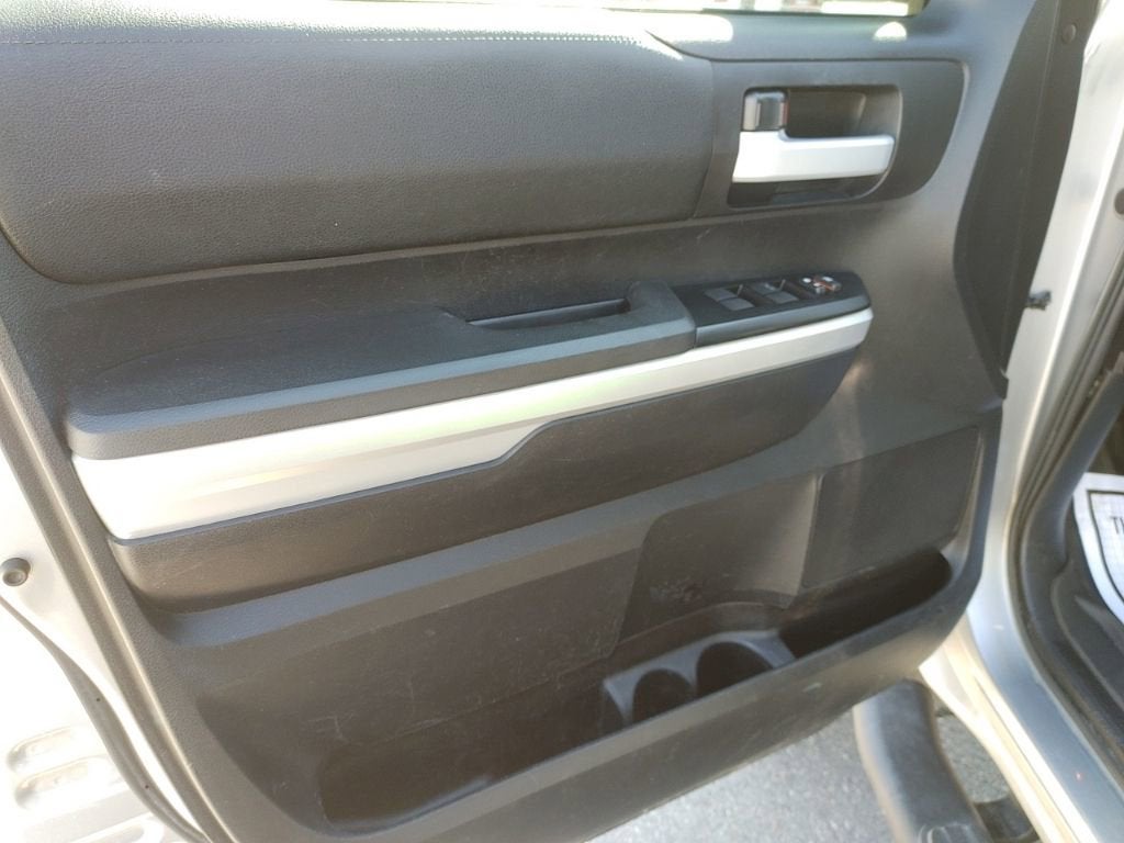 2014 Toyota Tundra 4WD Truck SR