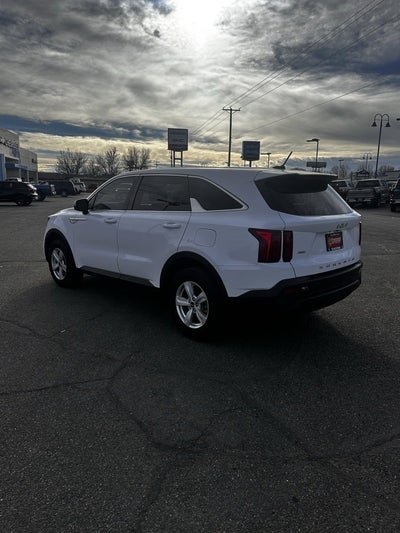 2022 Kia Sorento LX