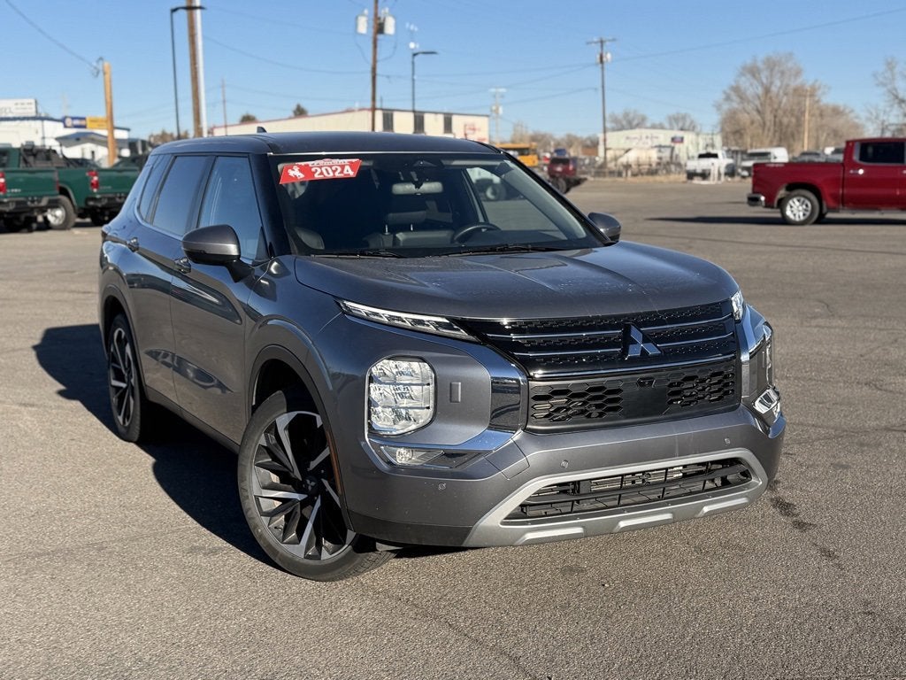 2024 Mitsubishi Outlander SE