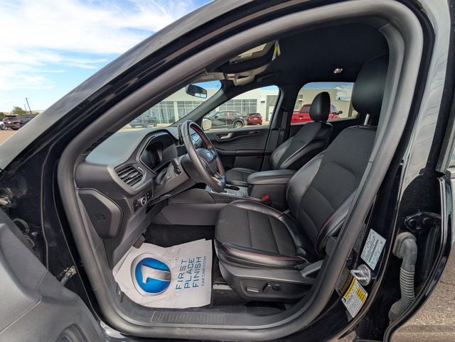2025 Ford Escape ST-Line Select