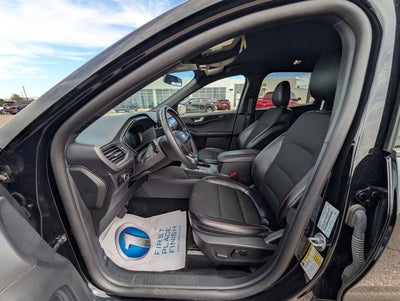 2025 Ford Escape ST-Line Select