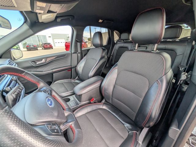 2025 Ford Escape ST-Line Select