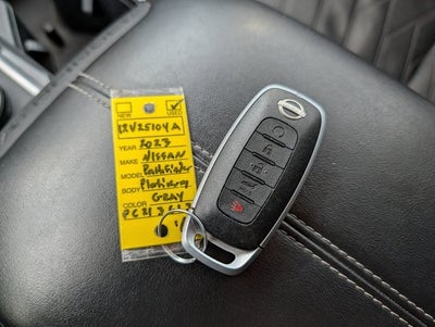 2023 Nissan Pathfinder Platinum