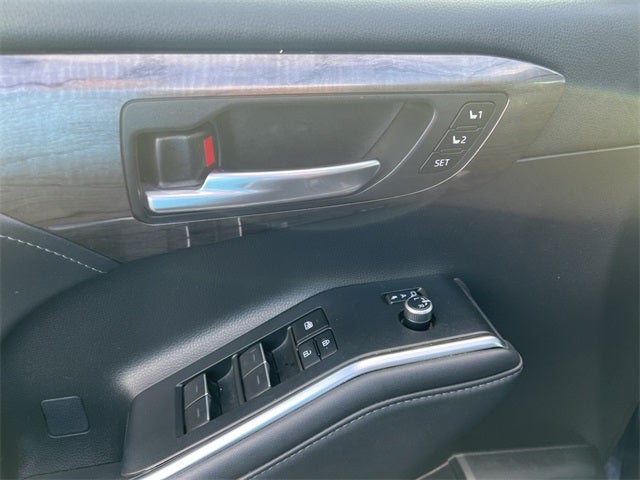 2023 Toyota Highlander Hybrid Limited