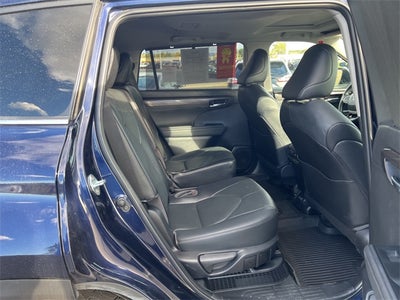 2023 Toyota Highlander Hybrid Limited