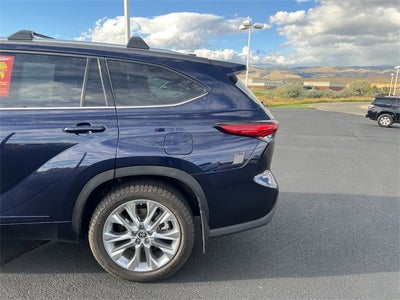 2023 Toyota Highlander Hybrid Limited
