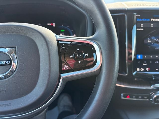 2023 Volvo XC60 Recharge Plug-In Hybrid Ultimate