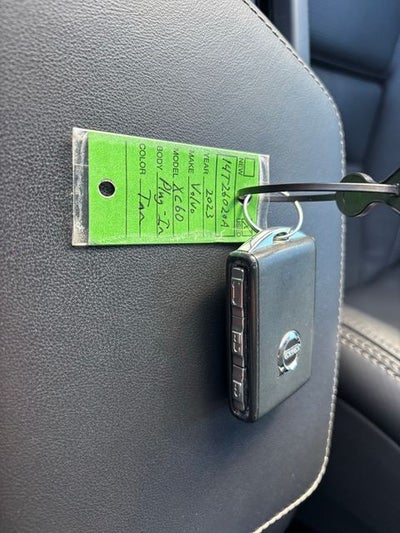 2023 Volvo XC60 Recharge Plug-In Hybrid Ultimate