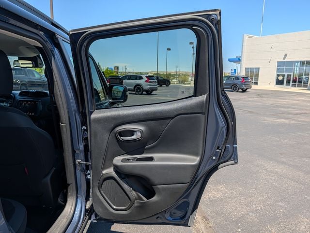 2023 Jeep Renegade Trailhawk 4X4