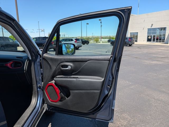 2023 Jeep Renegade Trailhawk 4X4