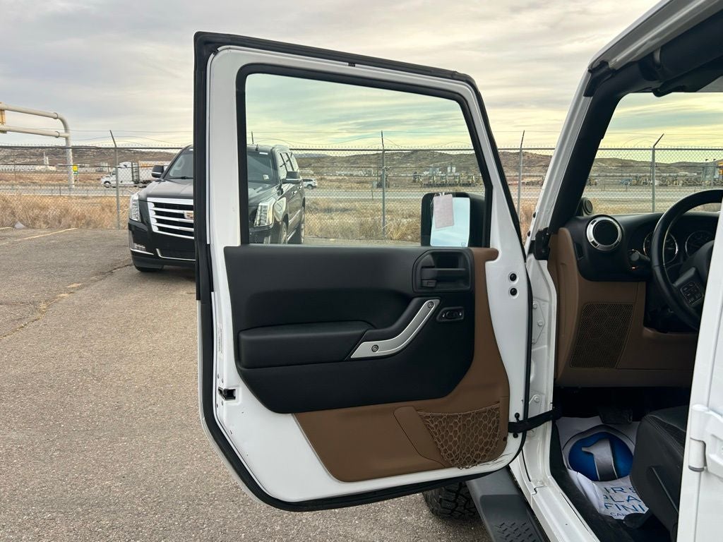 2014 Jeep Wrangler Unlimited Unlimited Sahara