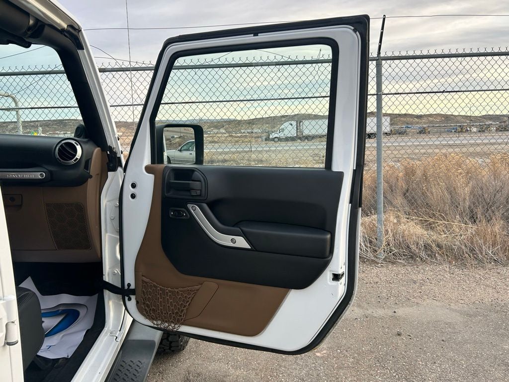 2014 Jeep Wrangler Unlimited Unlimited Sahara