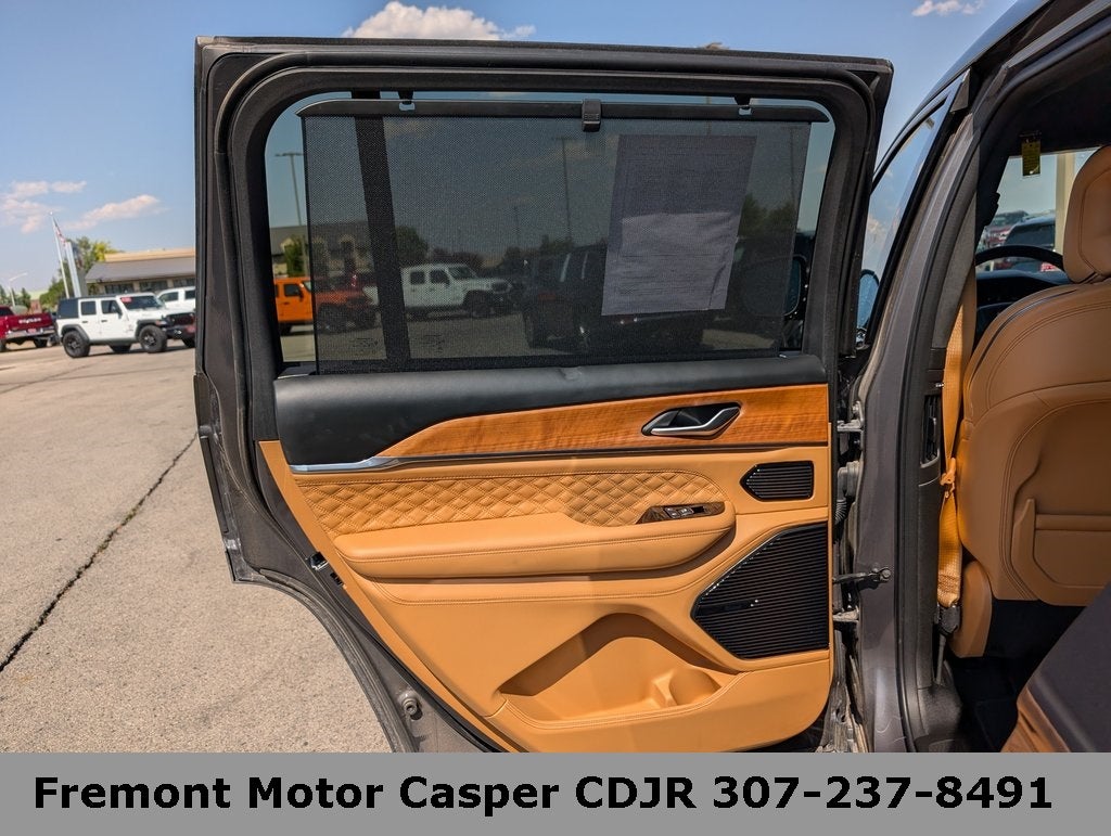 2024 Jeep Grand Cherokee L Summit