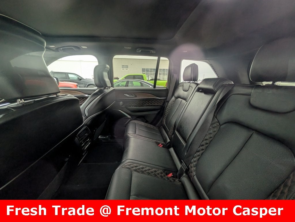 2022 Jeep Grand Cherokee Summit 4xe