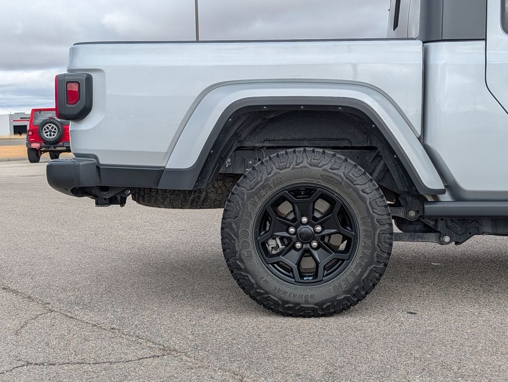 2022 Jeep Gladiator Sport