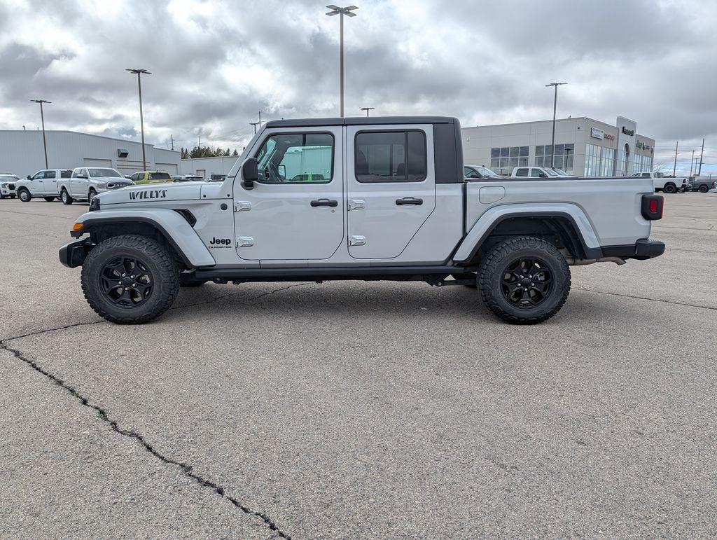 2022 Jeep Gladiator Sport