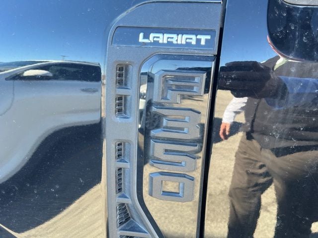 2023 Ford F-350SD Lariat