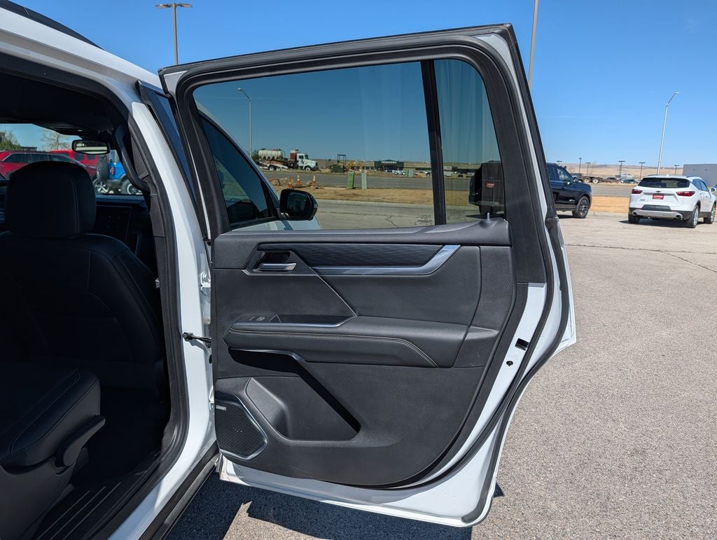 2024 GMC Acadia Elevation AWD