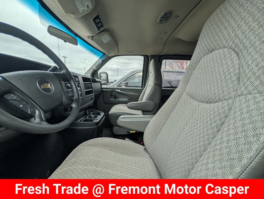 2008 Chevrolet Express Van G1500 8 Passenger