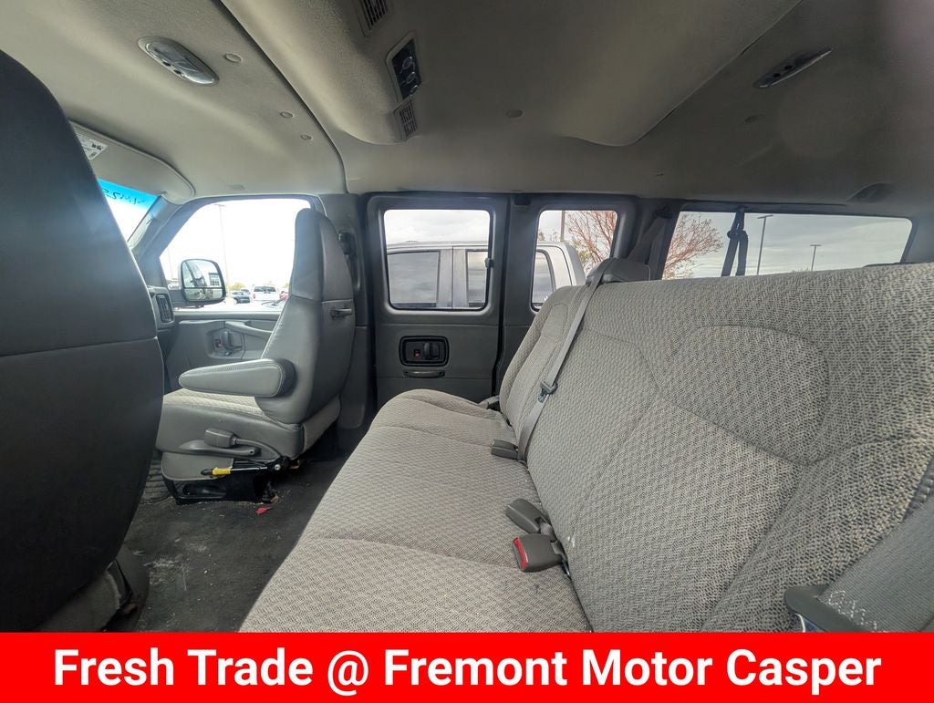 2008 Chevrolet Express Van G1500 8 Passenger