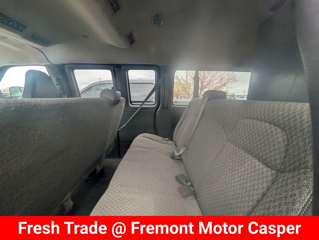 2008 Chevrolet Express Van G1500 8 Passenger