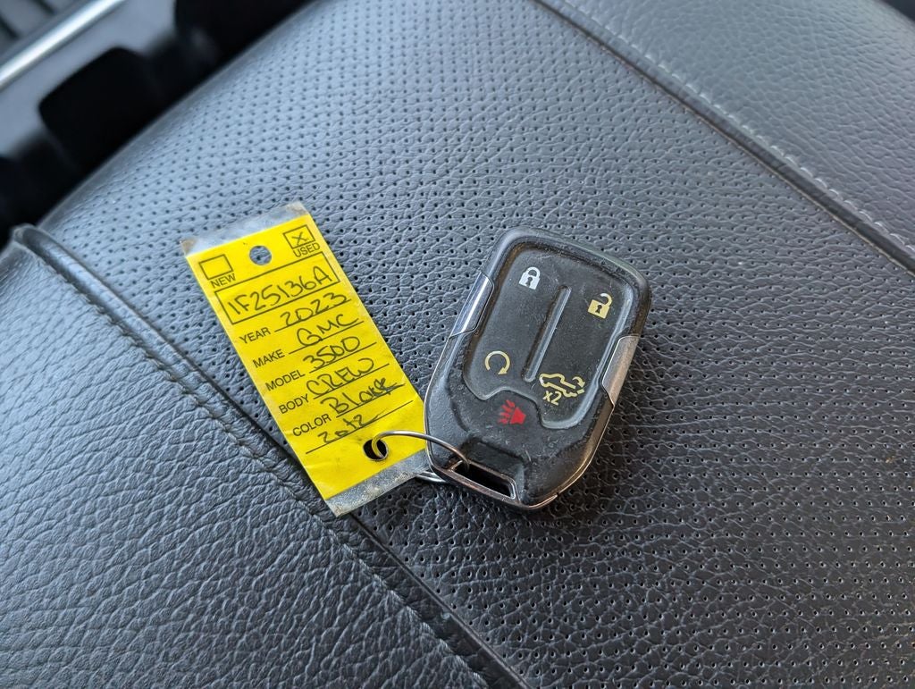 2023 GMC Sierra 3500HD Denali