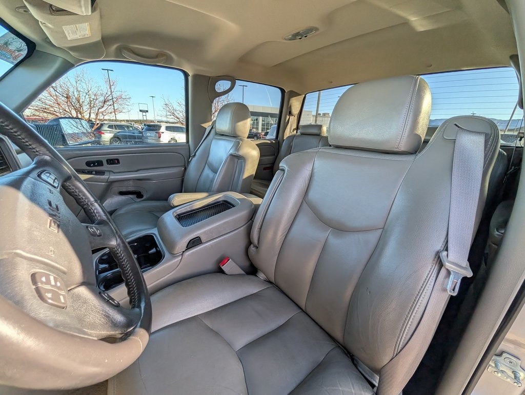 2005 GMC Sierra 3500 SLT DRW