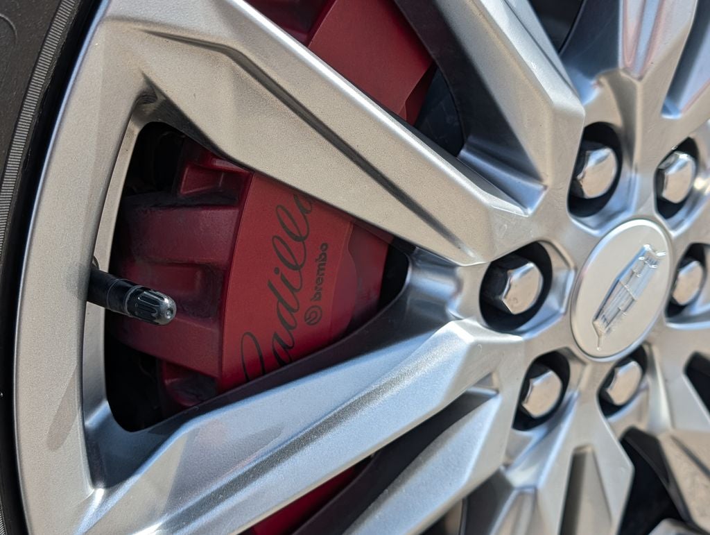 2024 Cadillac XT5 Sport