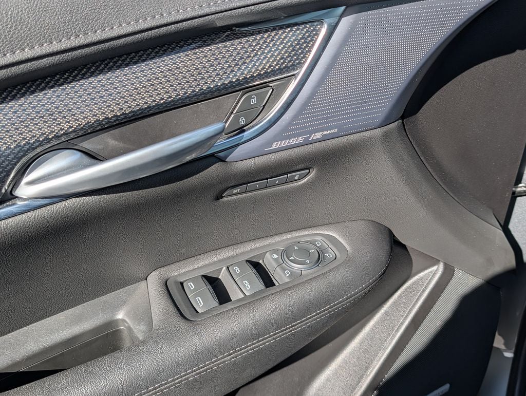 2024 Cadillac XT5 Sport