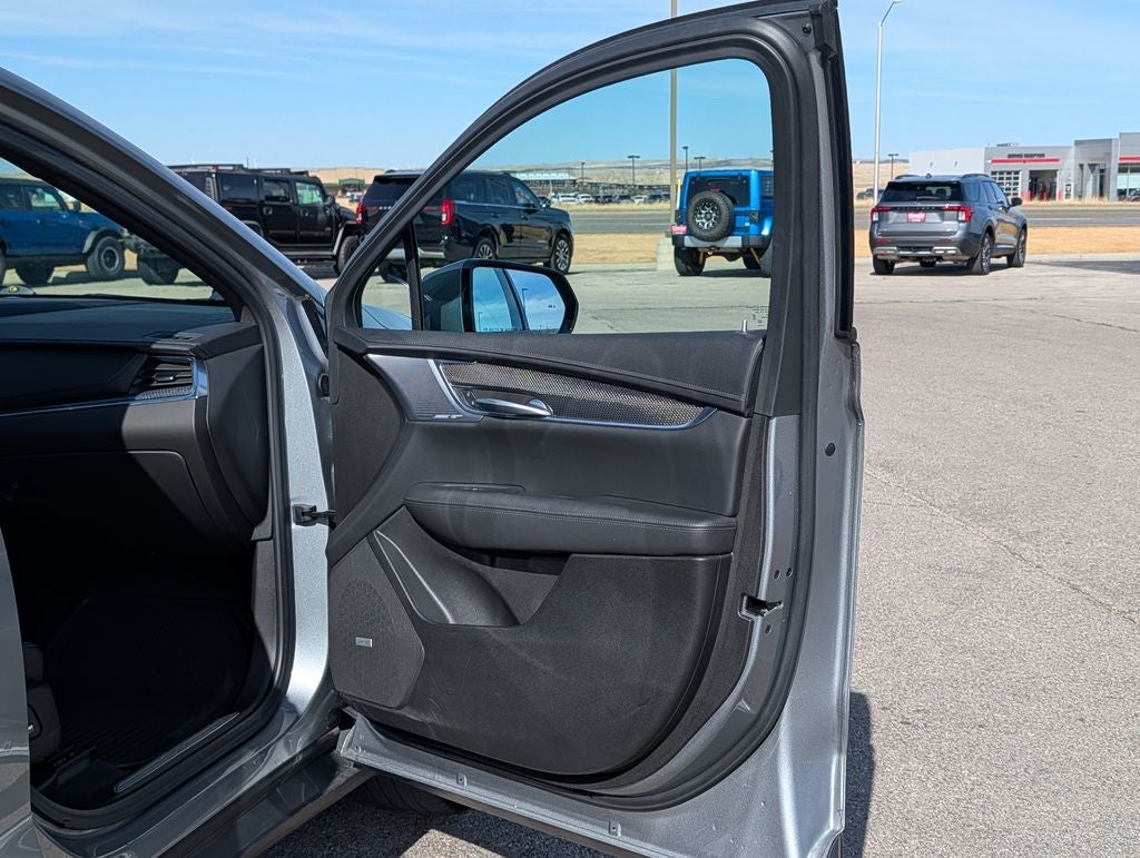 2024 Cadillac XT5 Sport