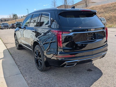 2025 Cadillac XT6 Luxury