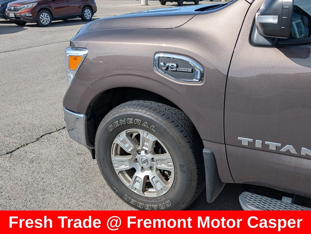 2017 Nissan Titan SV