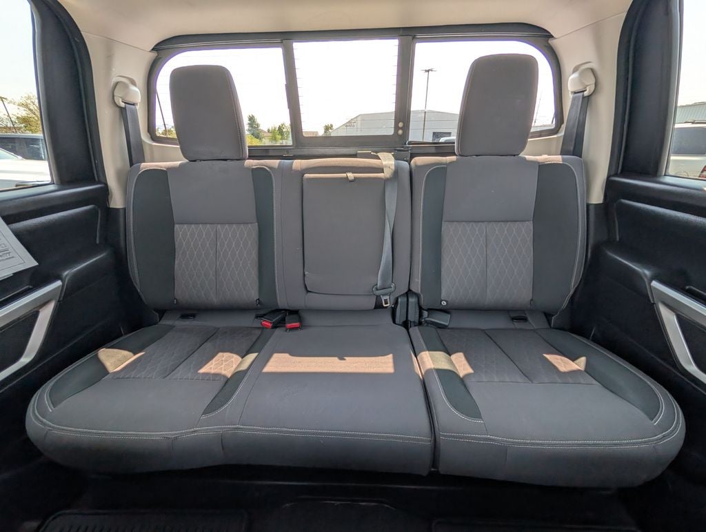 2021 Nissan Titan SV