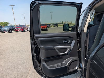 2021 Nissan Titan SV