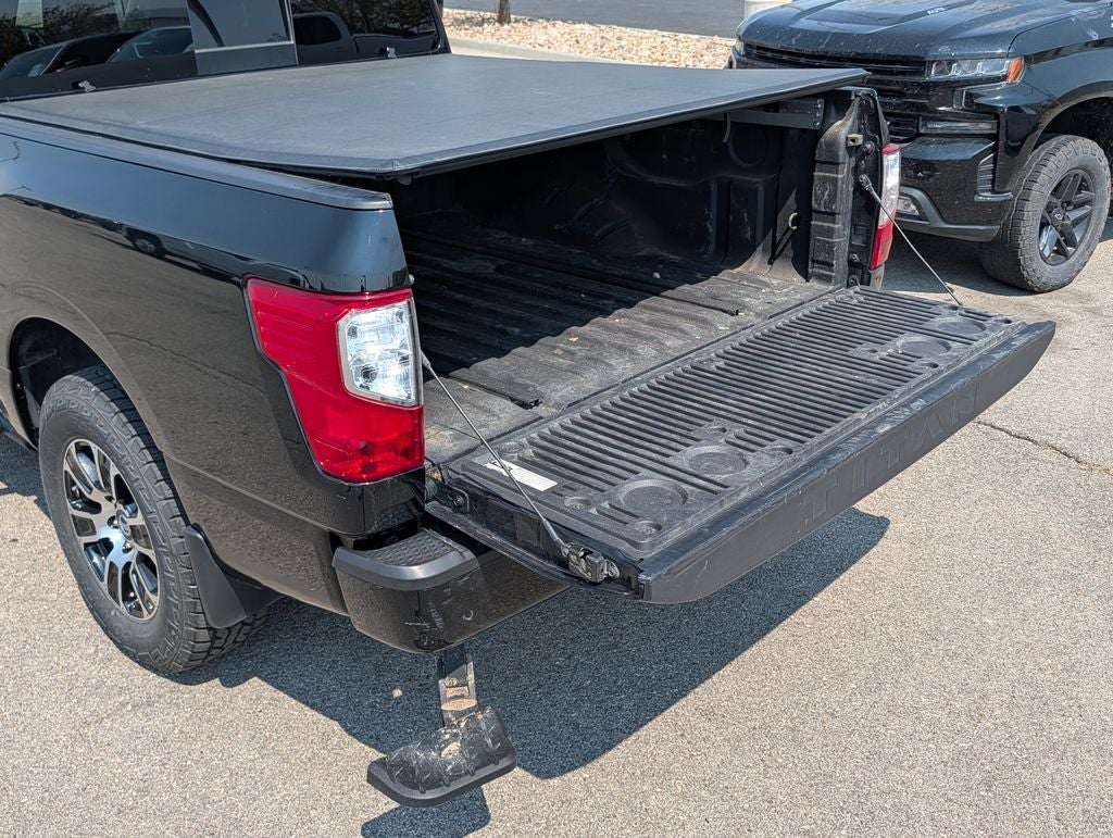 2021 Nissan Titan SV