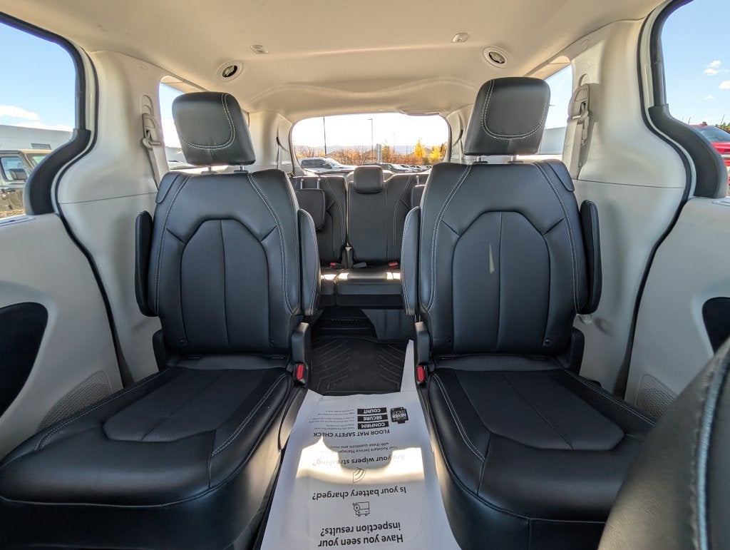 2024 Chrysler Pacifica Touring L AWD