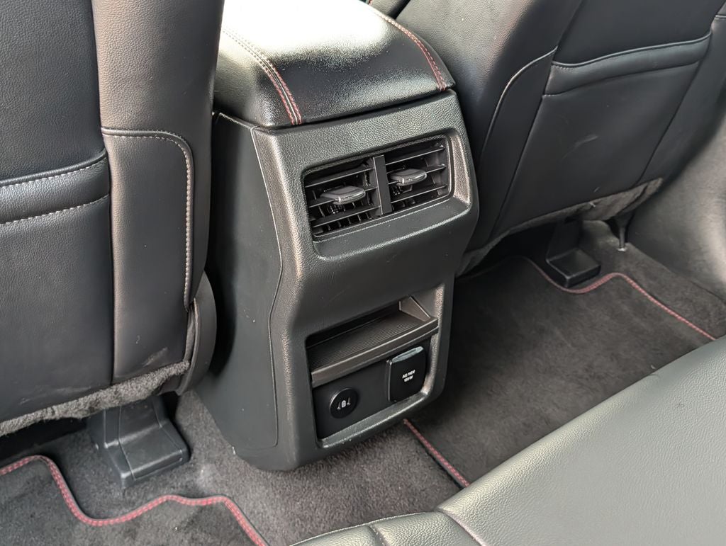 2024 Ford Edge ST Line
