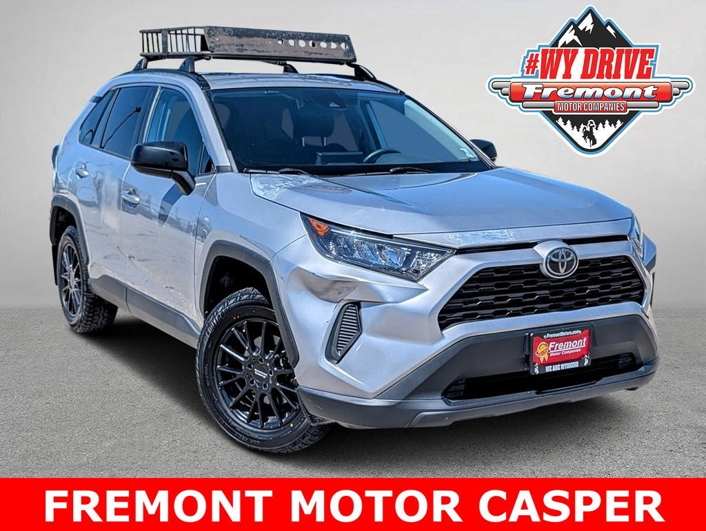 2020 Toyota RAV4 LE